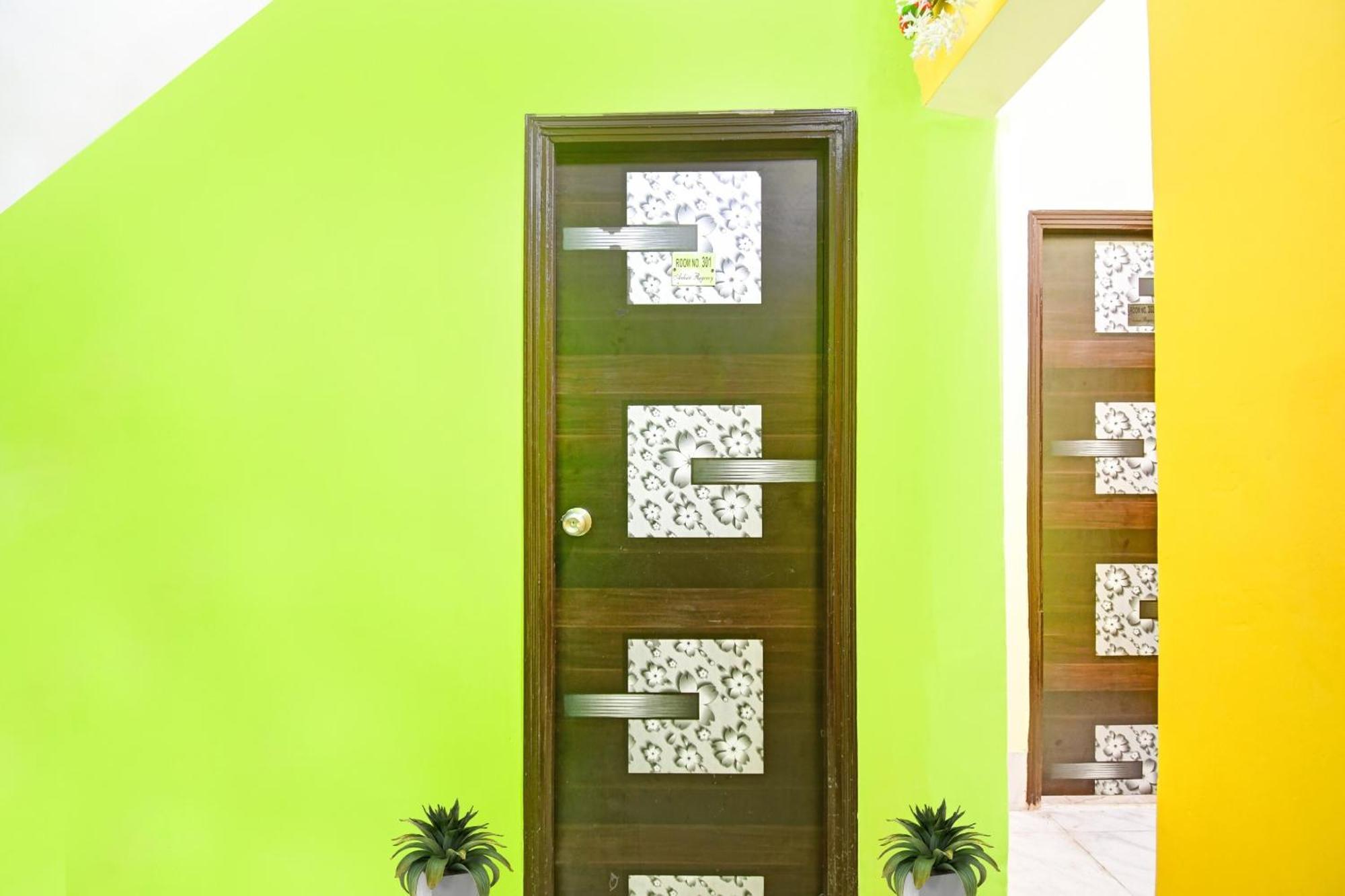 Hotel O Ankan Regency Near Acropolis Mall Calcutta Exteriör bild